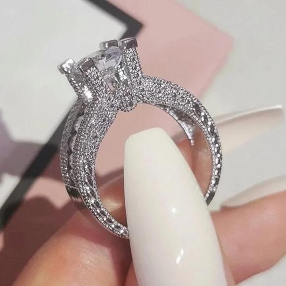 NEW LUXURY HALO 925 STERLING SILVER  DIAMOND RING, CUTE RING, SHINY RING. - Picture 3 of 5